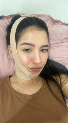 Cliente Rituéa avec le Bandeau Sculptant au Collagène